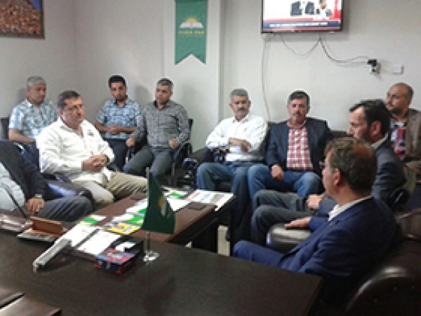 AK Parti'den HÜDA PAR'a taziye ziyareti