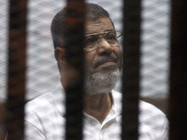 Mursi hakkındaki karar ertelendi