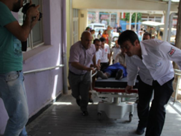 Askerden kaçan mülteciler kaza yaptı: 1 ölü