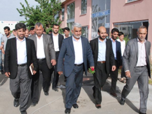 Yapıcıoğlu ziyaretlerine devam ediyor