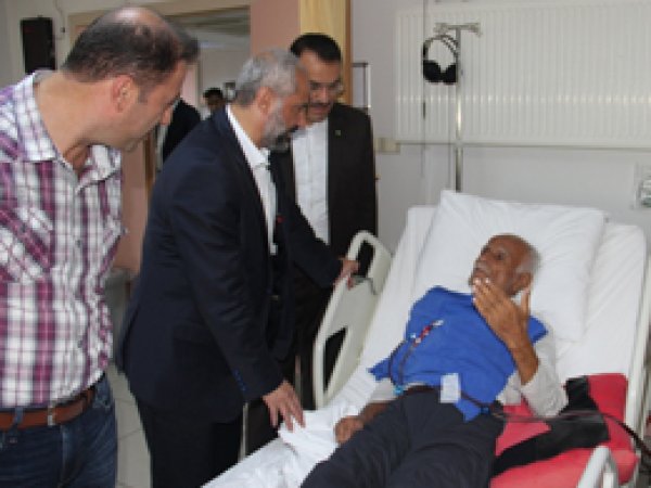 Aydın Gök’ten hastane ziyareti