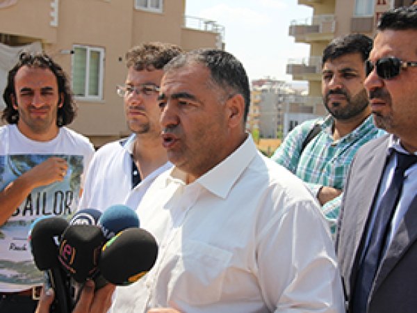 Urfa'da gazetecilerden ev tepkisi