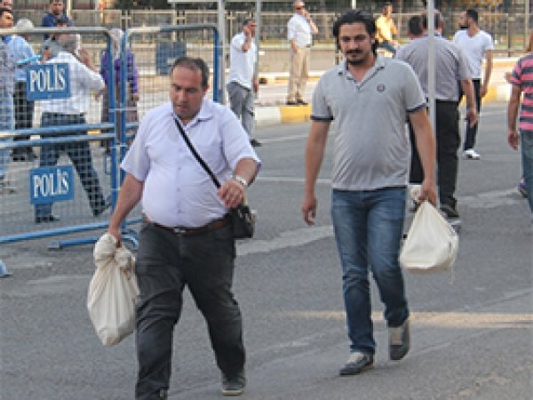 Diyarbakır'da oy torbaları seçim kurulunda
