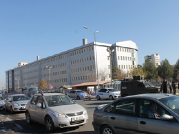 Diyarbakır Adliyesi'nden 3 kişi firar etti