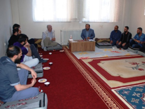 Ağrı'da HÜDA PAR'a taziye ziyareti
