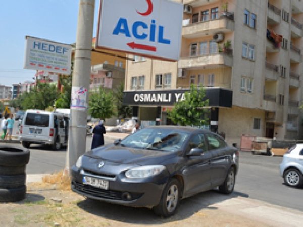 Batman’da hasta taşıyan araç kaza yaptı
