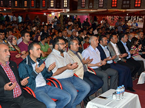 Aksaray'da Ramazan Sokağı'na yoğun ilgi