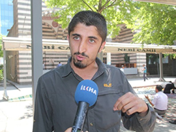 Ramazan'a hürmetten iş yerlerini açmıyorlar