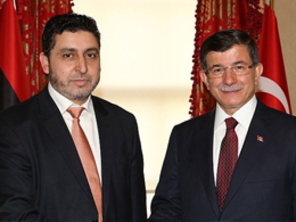 Davutoğlu Libya Başbakanı ile görüştü