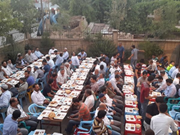 Silvan'da her camide bir iyilik sofrası