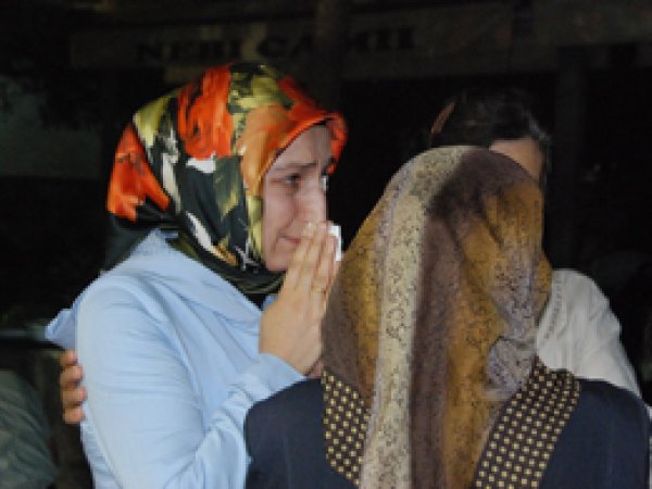 PKK mağduru anneler iftarda buluştu