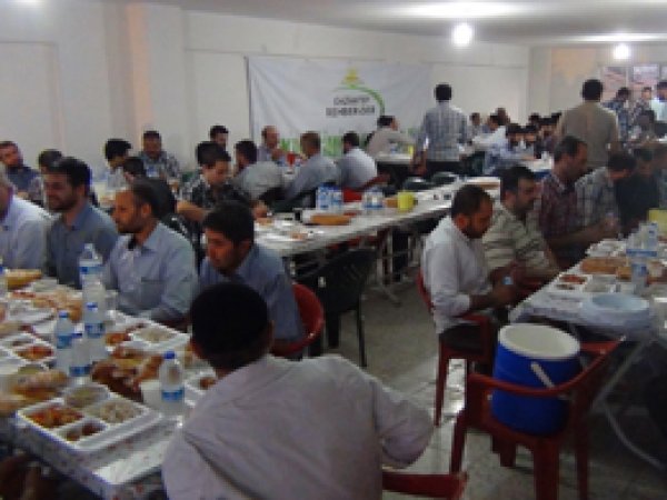 Gaziantep Rehber-Der iftar yemeği verdi