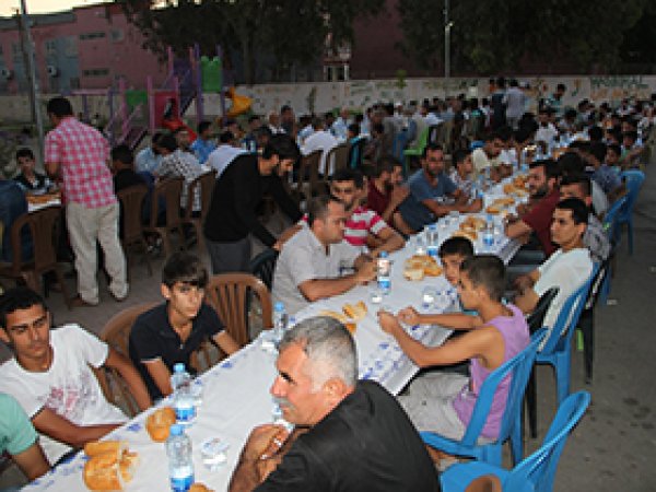 Anadolu Der'den iftar programı