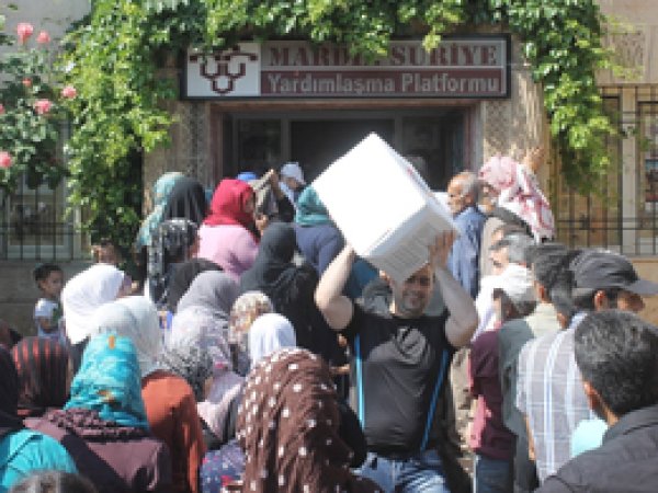 Mardin’deki Suriyeli ailelere yardım
