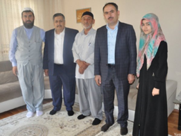 HÜDA PAR’dan şehit ve tutuklu ailelerine ziyaret