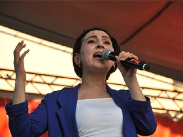 HDP'li Yüksekdağ: Sırtımızı  YPG'ye yaslıyoruz