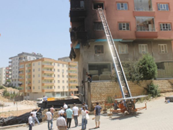 Mardin’de korkutan yangın 