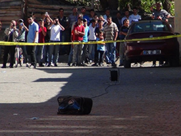 Ağrı'da bomba paniği