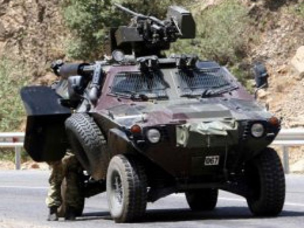 Van’da askeri araç ve alaya saldırdı: 1 yaralı