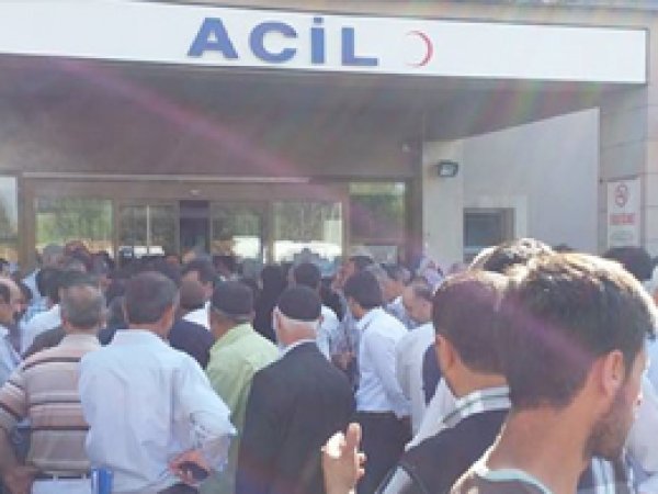 Köy minibüsü takla attı: 2 ölü, 8 yaralı