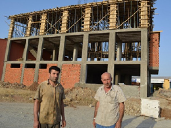 Yeni yapılan Ek Sanayi Camii yardım bekliyor