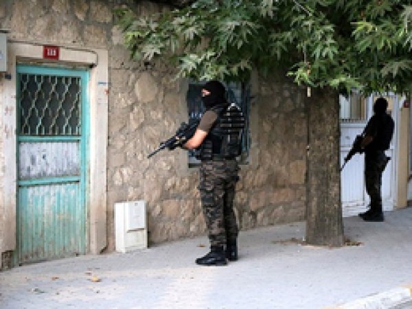Diyarbakır'da PKK operasyonu: 7 gözaltı
