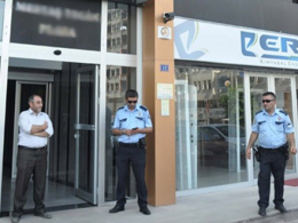 FETÖ üyeleri taklit imza ile usulsüzlük yapmış