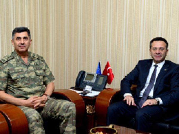 Kara Kuvvetleri Komutanı Diyarbakır’a geldi
