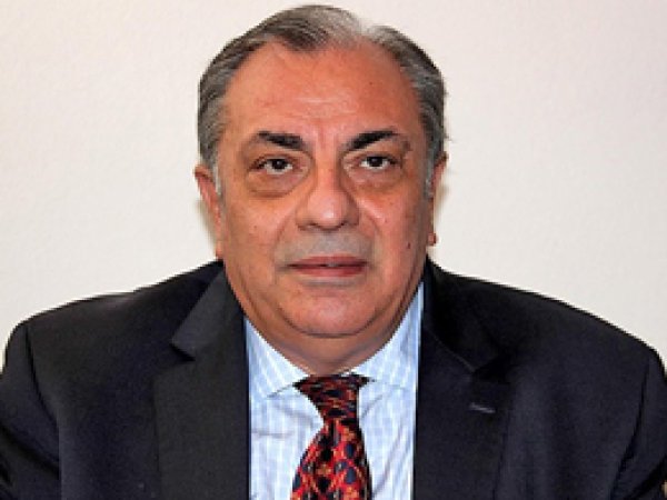 Türkeş bakanlık teklifini kabul etti
