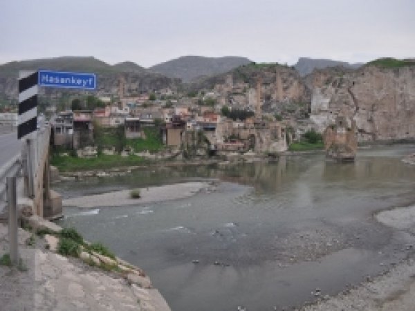 Yaşanan son olaylar Hasankeyf'te turizmi bitirdi