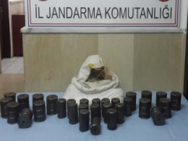 Diyarbakır'da 30 adet bomba yakalandı