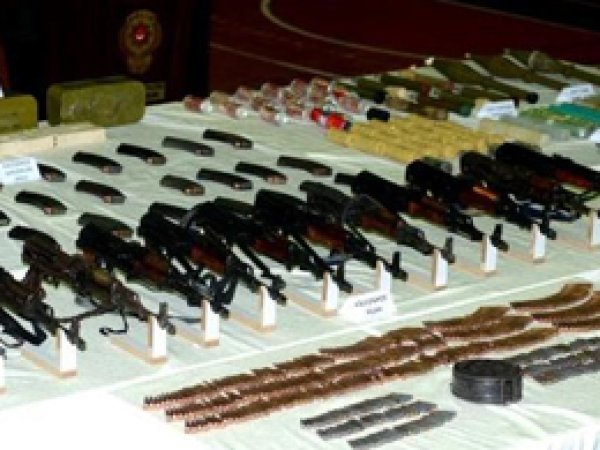 Diyarbakır'da cephanelik ele geçirildi