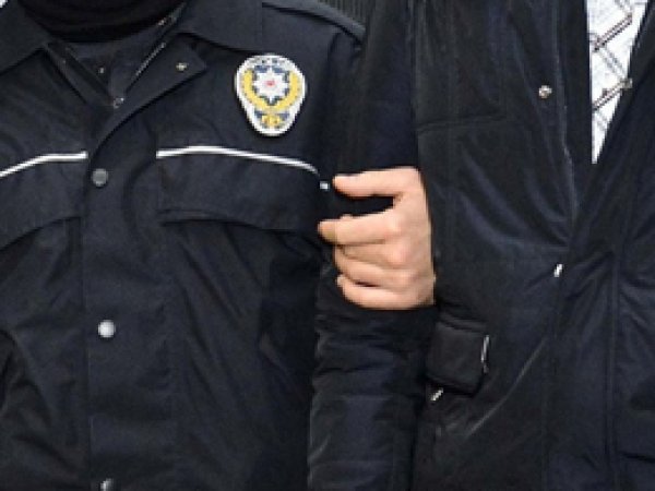 Akü çalan 2 kişi tutuklandı