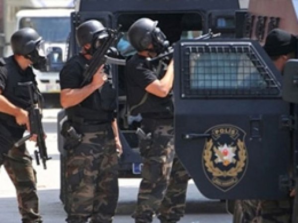 İpek grubuna baskın