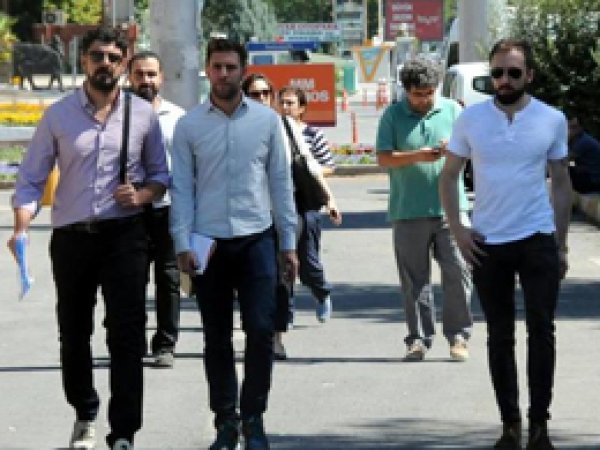 3 İngiliz gazeteci PKK'lılarla görüşmüş