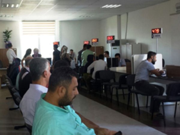 Nüfus Müdürlüklerinde seçim yoğunluğu