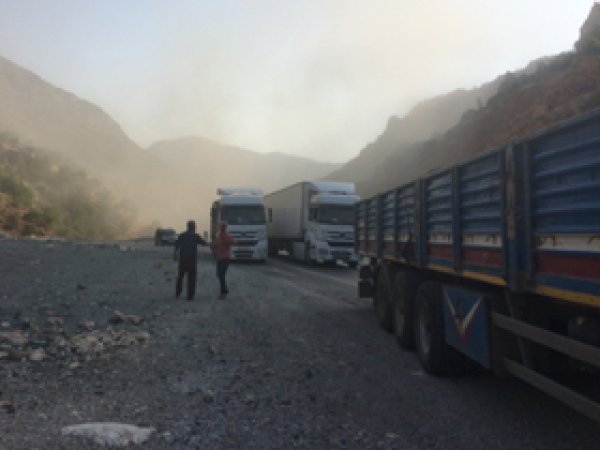 Baykan'da bomba yüklü araç imha edildi