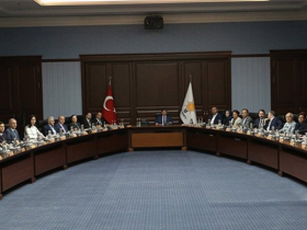 AK Parti MYK üyeleri belirlendi