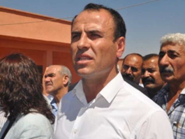 HDP milletvekili halka yardımı engelliyor