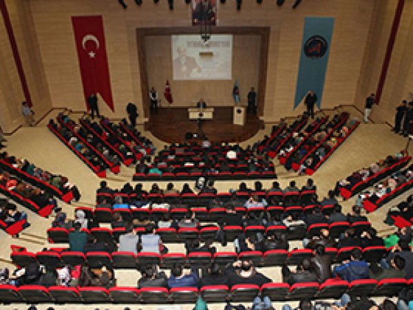 Akdeniz Üniversitesi'nde provokasyon girişimi