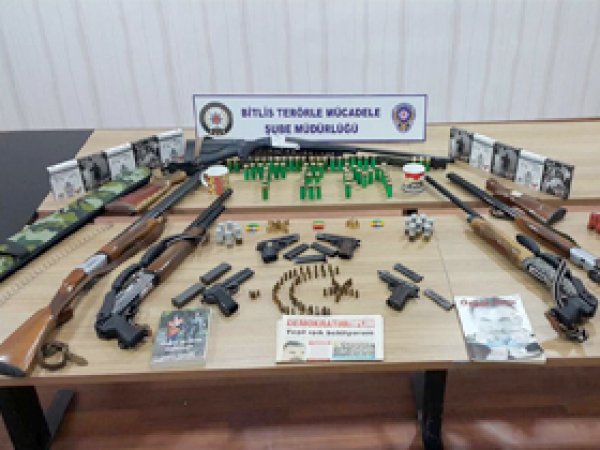 Bitlis'te 16 PKK'li tutuklandı  