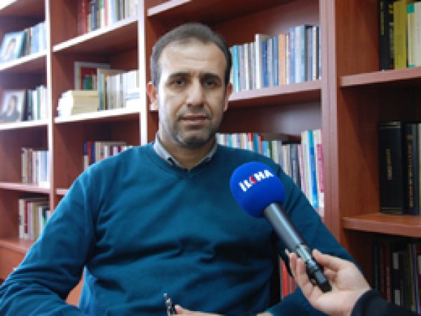 'Anayasanın ilk 3 maddesi değiştirilmeli'