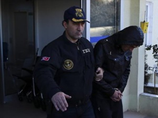 Ankara'da yakalanan iki canlı bomba tutuklandı