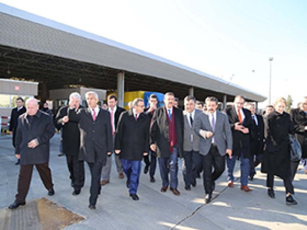 Tüfenkçi: Habur Sınır Kapısı açılacak