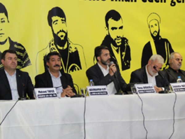 Diyarbakır'da şehidleri anma paneli