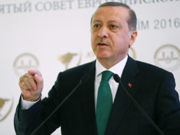 'Benim Sünnilik, Şiilik diye bir dinim yoktur'
