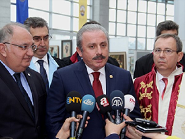 AK Parti başkanlık modeli önerisini açıkladı