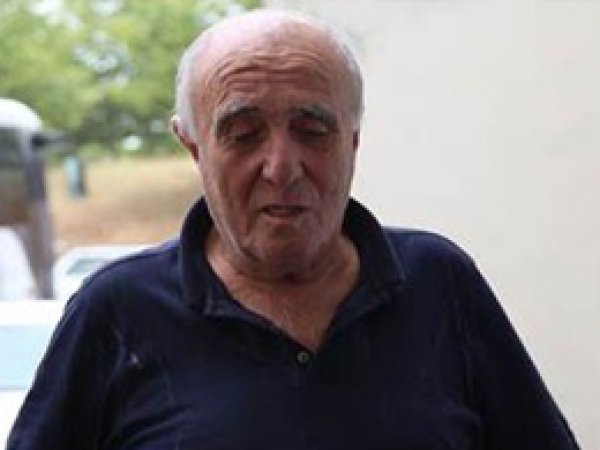 Hakan Şükür'ün babasına ev hapsi