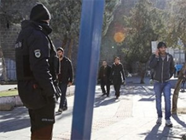 Sur'un 9 mahallesinde yasak kaldırıldı