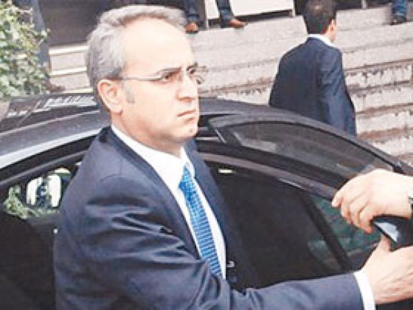 Kozmik odaya giren savcıya uzaklaştırma